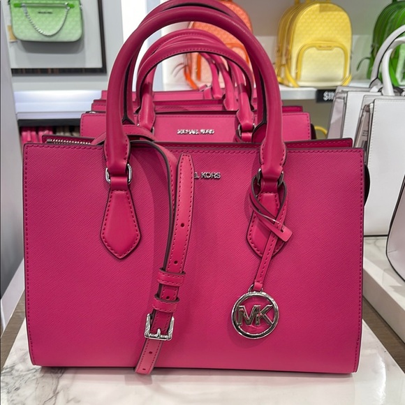 Michaela Kors Sheila Medium Faux Saffiano Leather Satchel
Dragonfruit 
NWT - Picture 1 of 16